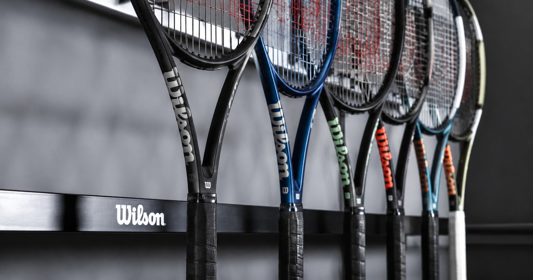 Khám Phá Các Mẫu Vợt Tennis Wilson Đỉnh Cao Trong Thị Trường Quần Vợt Thế Giới - image 2 Khám Phá Các Mẫu Vợt Tennis Wilson Đỉnh Cao Trong Thị Trường Quần Vợt Thế Giới - image 2